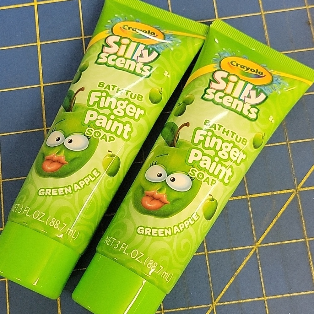 Bundle of 5 Crayola Silly Scents Bathtub Finger Paint Soap Apple Orange Marshmal - Picture 4 of 4